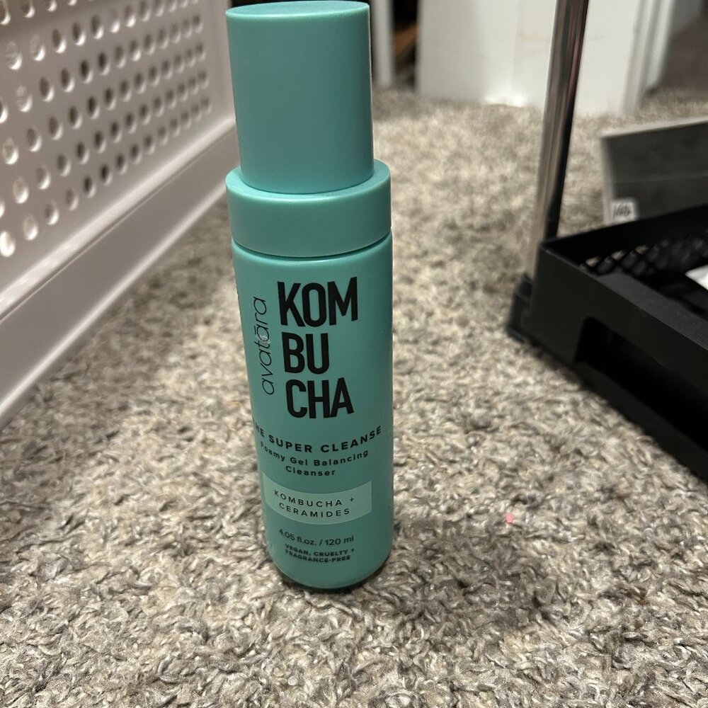 KombuCha Foamy Gel Balancing Cleanser